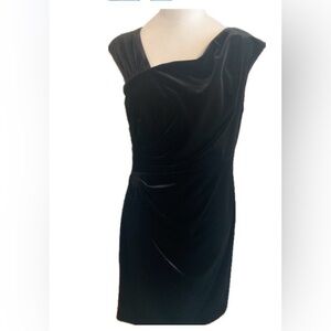***Lauren Ralph Lauren Elegant Rich Black Velvet one-shoulder Cocktail Dress